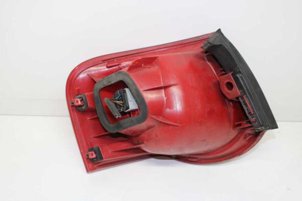 FEU ARRIERE DROIT VW - Vue 2